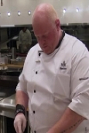 Hells Kitchen US S19E13 480p x264-mSD EZTV
