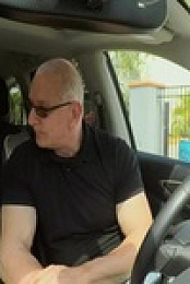 Restaurant Impossible S19E02 R E S P E C T 480p x264-mSD EZTV