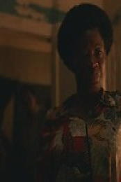 Mike S01E01 480p x264-mSD EZTV