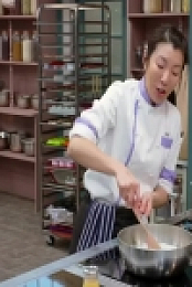 Bake Off The Professionals S03E08 480p x264-mSD [eztv]