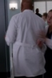 Greys Anatomy S15E23 iNTERNAL 720p WEB H264-AMRAP [eztv]
