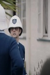 The Panthers S01E05 480p x264-mSD EZTV