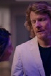Man Vs Bee S01 1080p WEBRip x265 EZTV