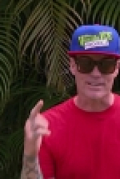 The Vanilla Ice Project S08E09 Bringing Back the Bath WEB h264-CAFFEiNE [eztv]