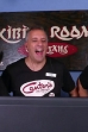 Impractical Jokers S08E23 WEB x264-PHOENiX EZTV