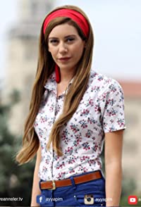 Sinem Kobal