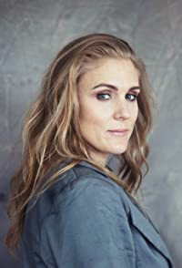 Aidee Walker