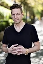 Daryl Stoneage