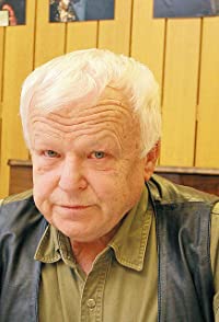 Marian Opania