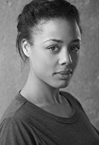 Nina Toussaint-White