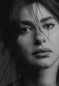 Nesrin Cavadzade