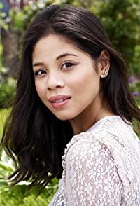 Eva Noblezada