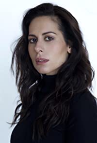 Sabina Akhmedova