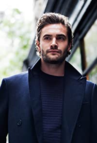Tom Bateman