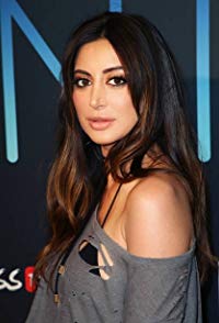 Noureen DeWulf