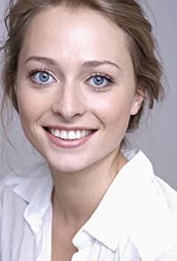 Chelsie Preston Crayford