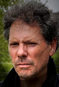 Bruce Lyons