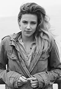 Lili Reinhart