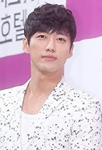 Min Namkoong