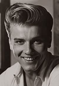 Richard Davalos