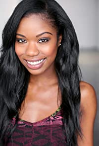 Xosha Roquemore