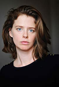 Maaike Neuville
