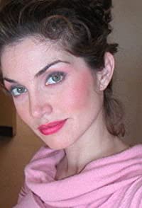 Elena Lyons