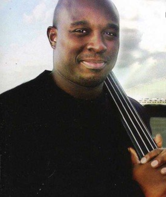 Charnett Moffett