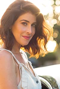 Krizia Bajos