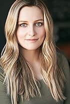 Elizabeth Perla