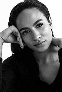 Aurora Perrineau
