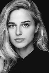 Stephanie Nur