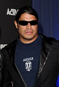 Robert Trujillo