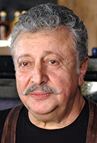Metin Akpinar