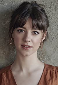 Daisy Edgar-Jones