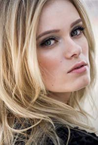 Sara Paxton