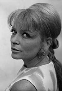 Eva Christian