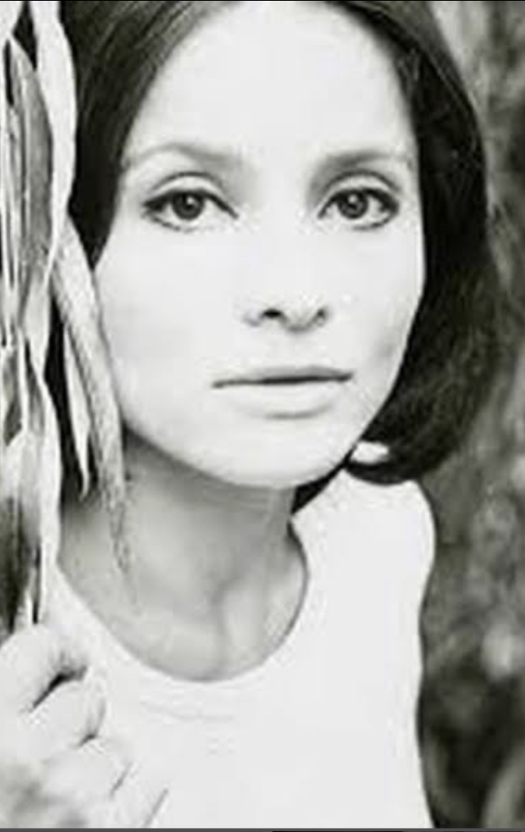 Pilar Pellicer