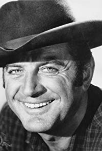 Brad Dexter