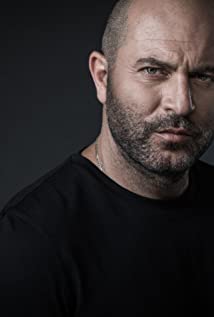 Lior Raz