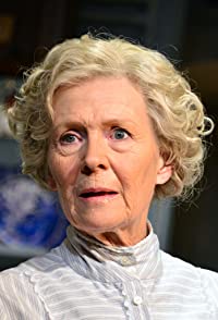 Angela Thorne