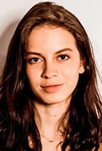 Ana Valeria Becerril