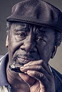 Terry Harmonica Bean