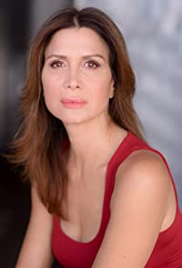 Lara Daans