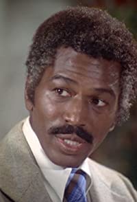 Hari Rhodes