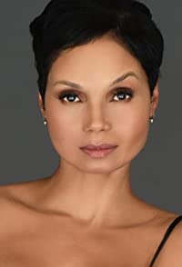 Robin Bobeau