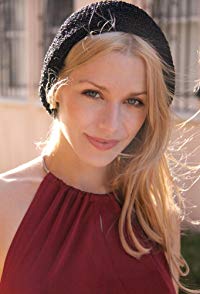 Julia Dietze
