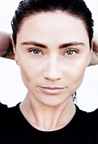 Stephanie Leon