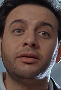 Mustafa Qamar