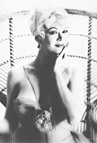 Monique van Vooren